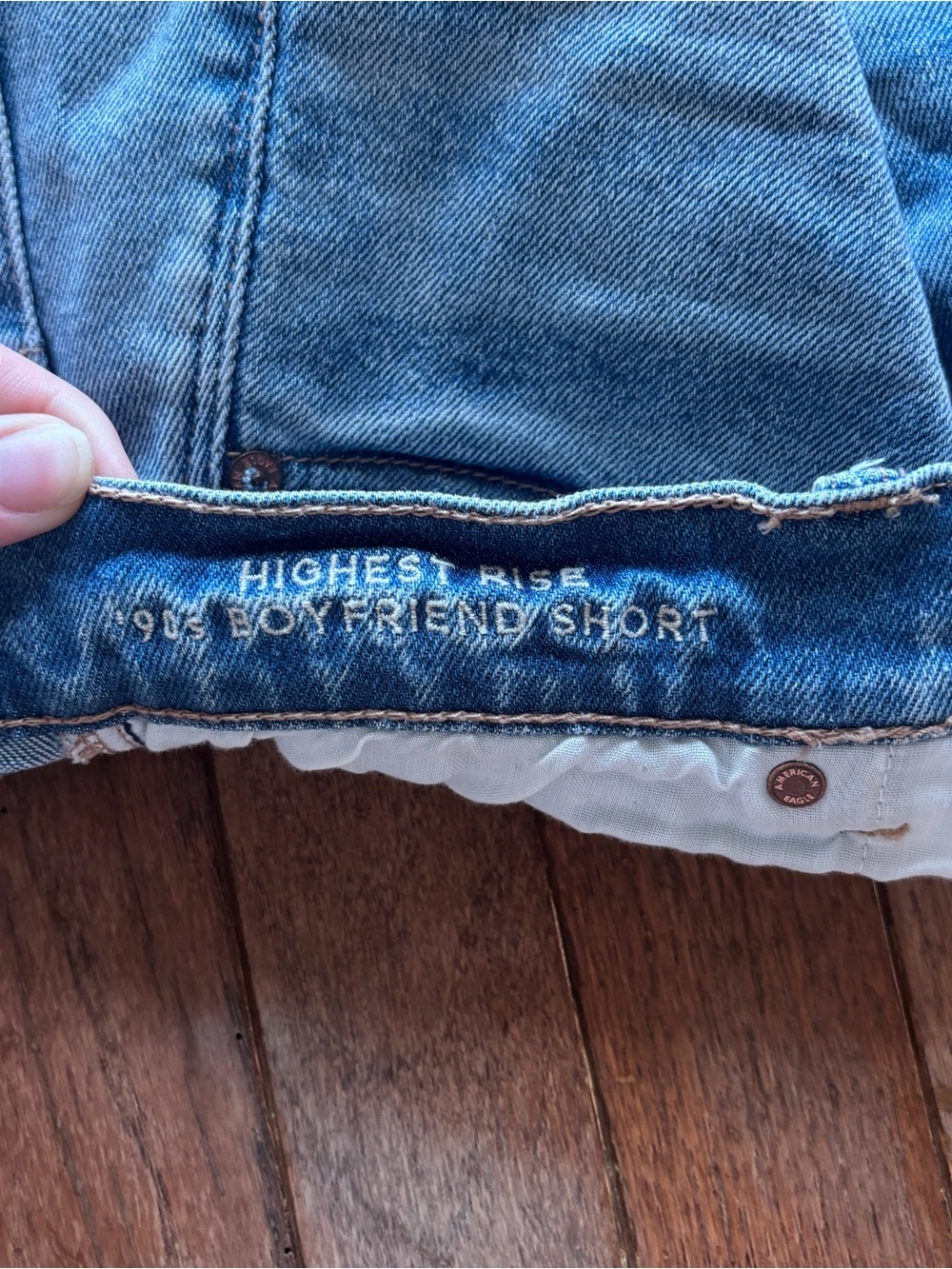 Womens American Eagle Highest Rise 90's Boyfriend Shorts size 6 - Picture 5 of 7